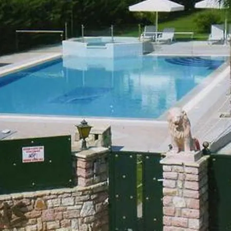 Lägenhet Dion Zois *