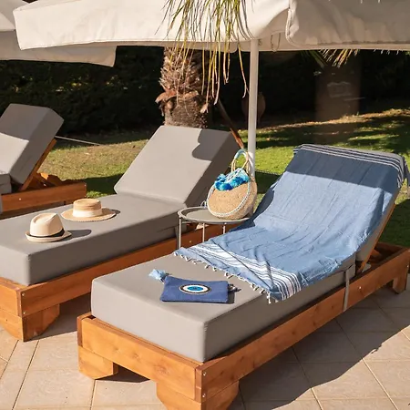 Lägenhet Dion Zois Finikounta